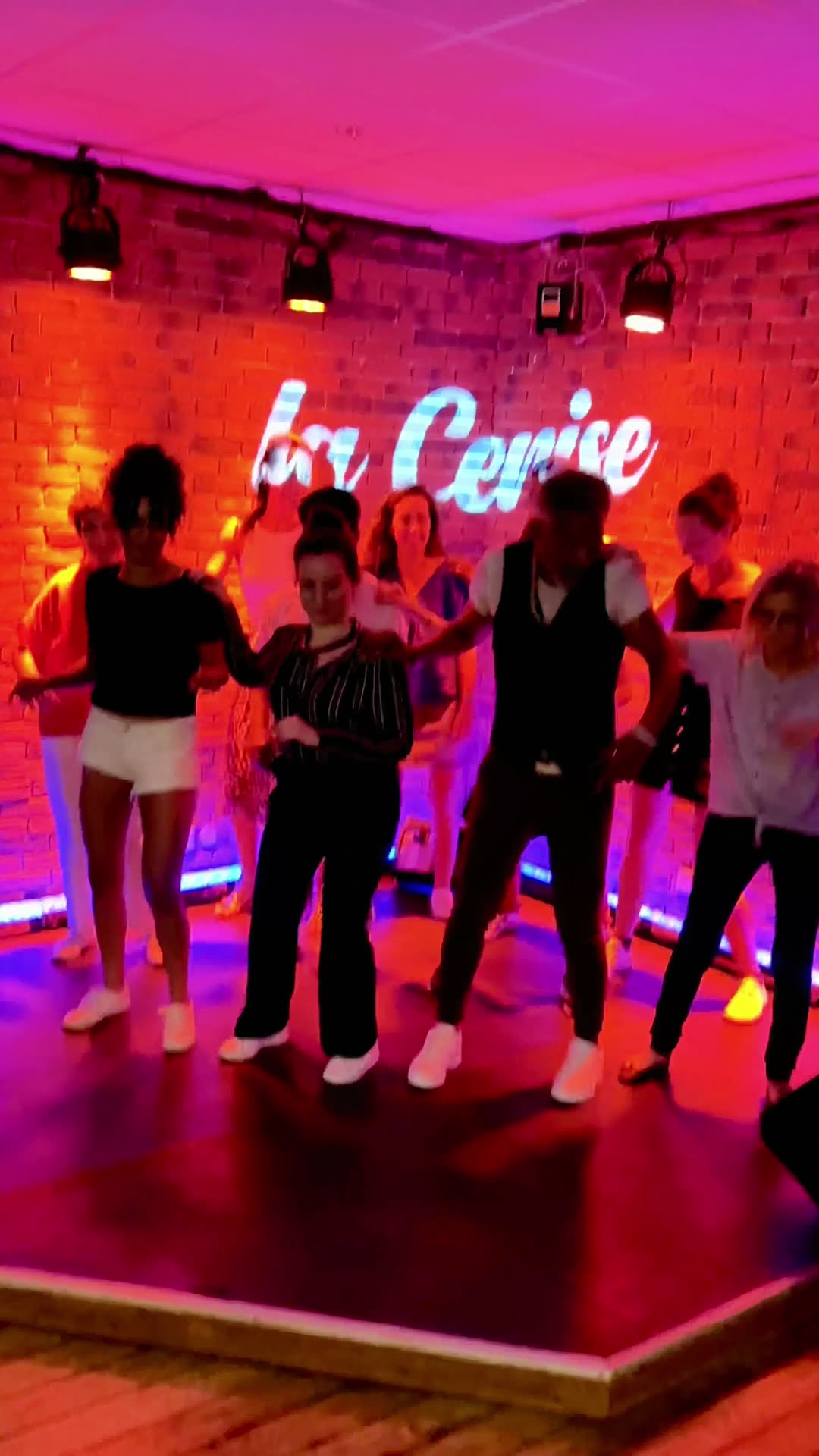 Les soirées de la semaine : le mercredi à La Cerise et le jeudi à En Secreto, avec Niko Bachata 974
